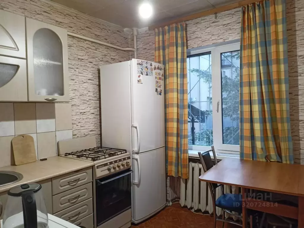 1-к кв. Саратовская область, Саратов ул. Имени Н.Г. Чернышевского, 127 ... - Фото 2