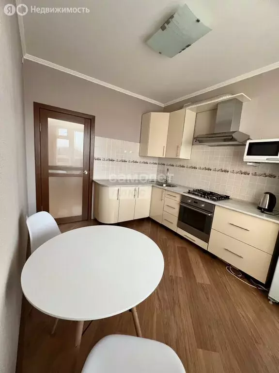 2-комнатная квартира: Орёл, улица Латышских Стрелков, 6 (60.1 м) - Фото 2