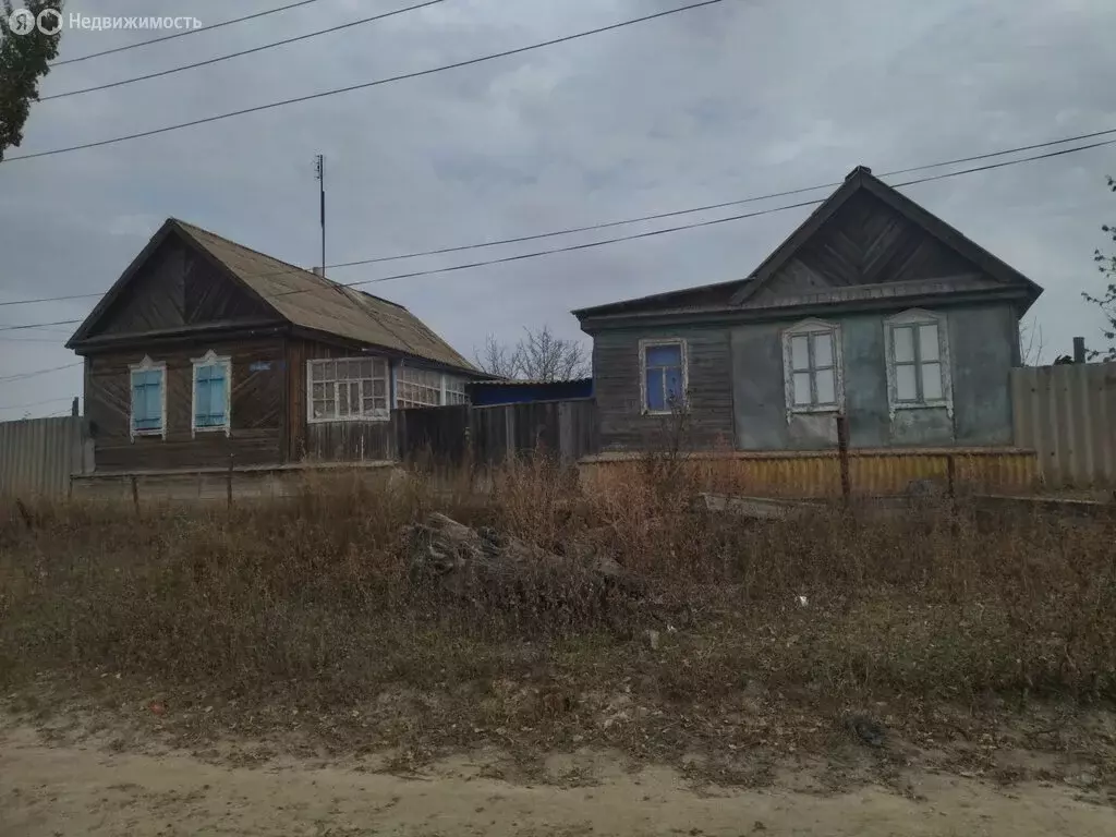 Дом в Камызякский район, село Каралат (32 м) - Фото 2