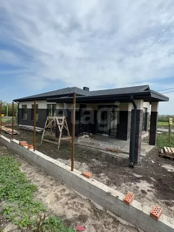 Дом в Ростовская область, Аксайский район, Большелогское с/пос, пос. ... - Фото 2