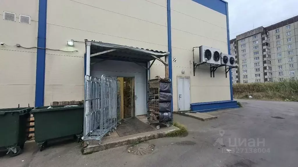 Торговая площадь в Ленинградская область, Кириши ул. Нефтехимиков, 2 ... - Фото 2