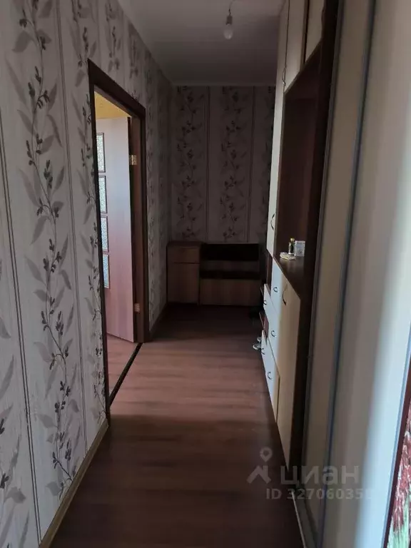 1-к кв. Курганская область, Курган Заозерный жилрайон, 4-й мкр, 22 ... - Фото 1