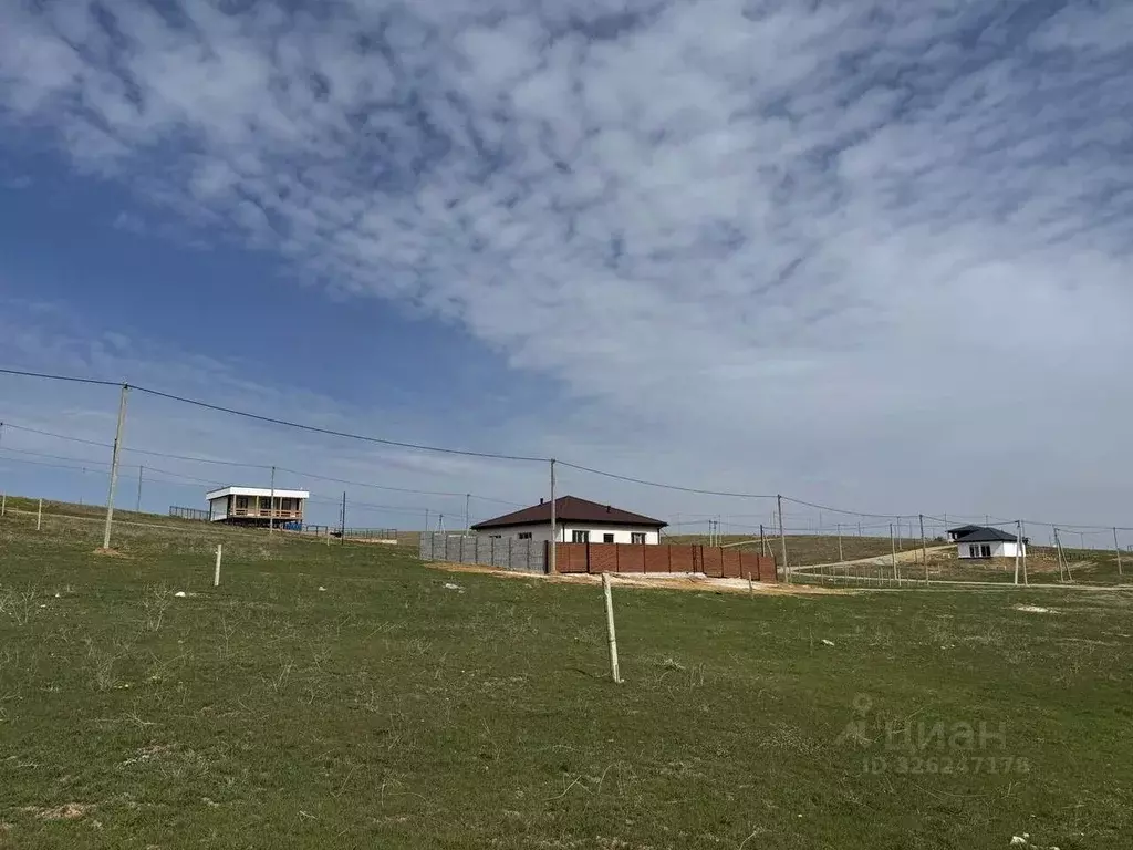 Участок в Севастополь с. Осипенко, ул. Ветеранов (4.0 сот.) - Фото 1