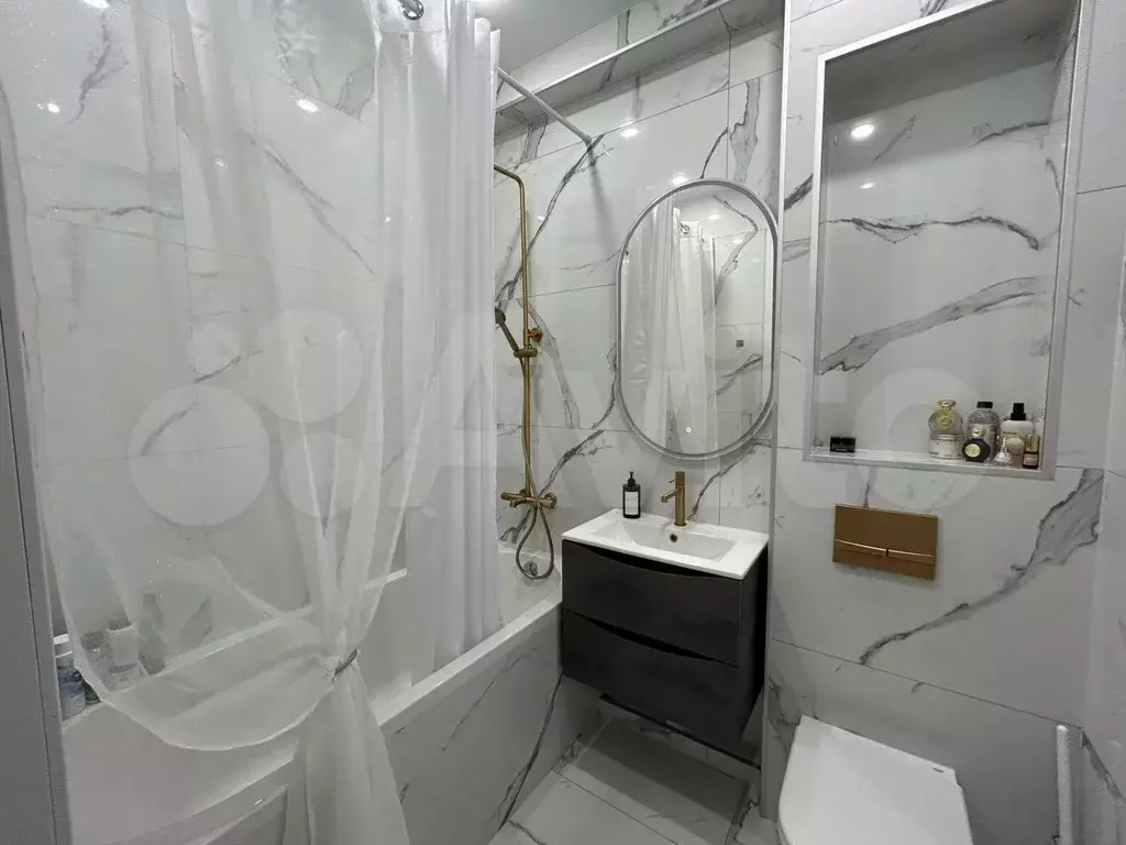1-к. квартира, 55 м, 3/10 эт. - Фото 0