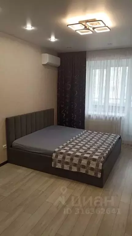1-к кв. Волгоградская область, Волгоград Высокая ул., 26А (43.0 м) - Фото 0