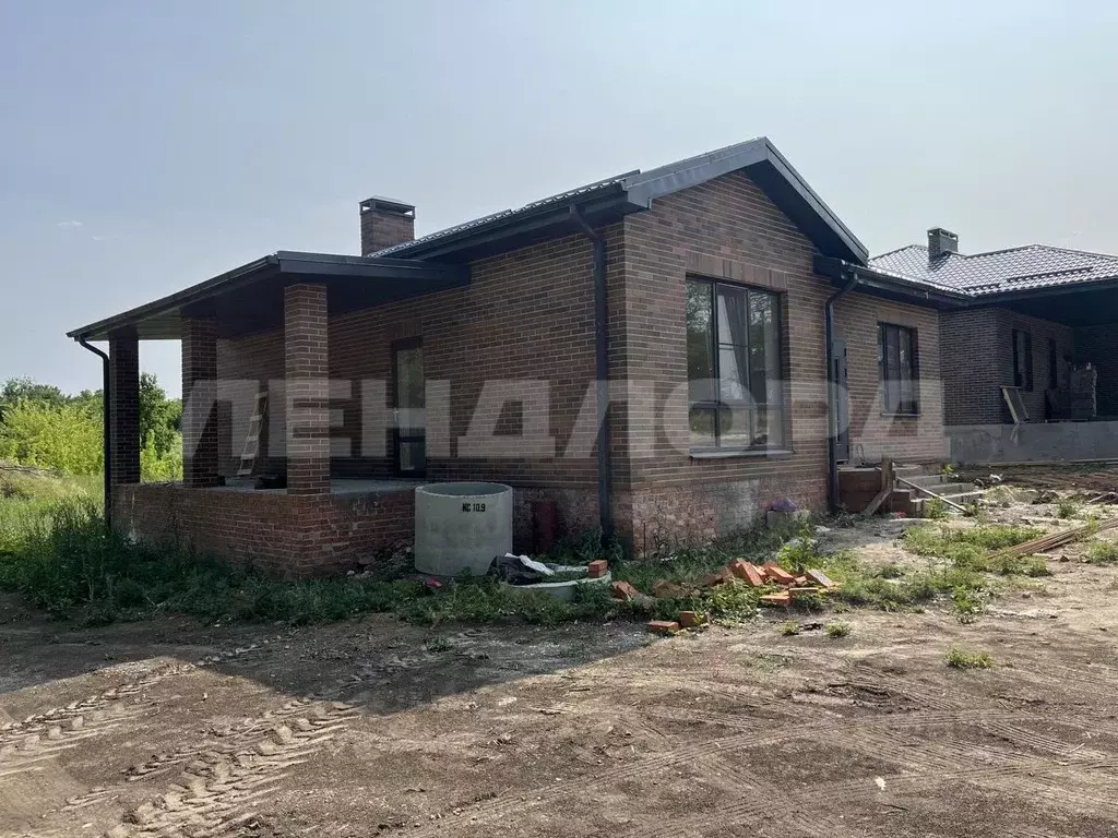 Дом в Ростовская область, Новочеркасск Рощинский пер. (120 м) - Фото 1