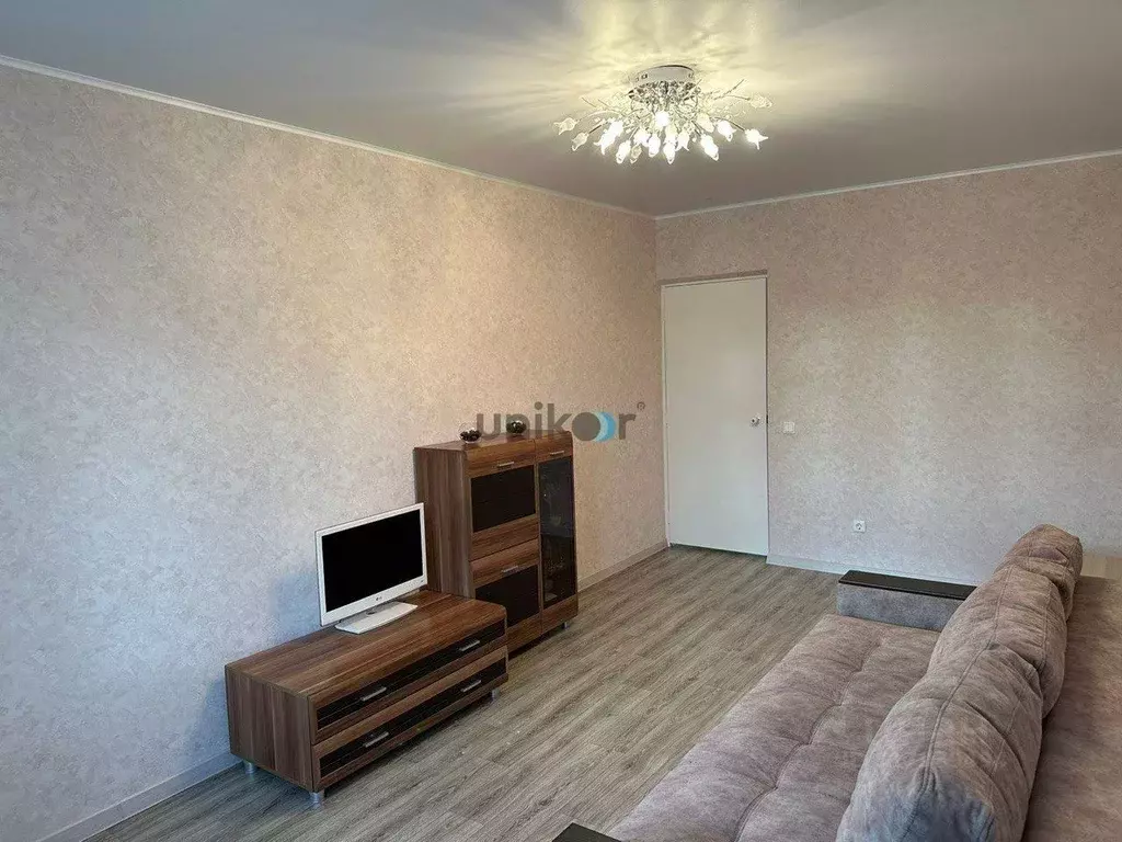 3-к кв. Башкортостан, Уфа ул. Глумилинская, 2 (71.2 м) - Фото 1