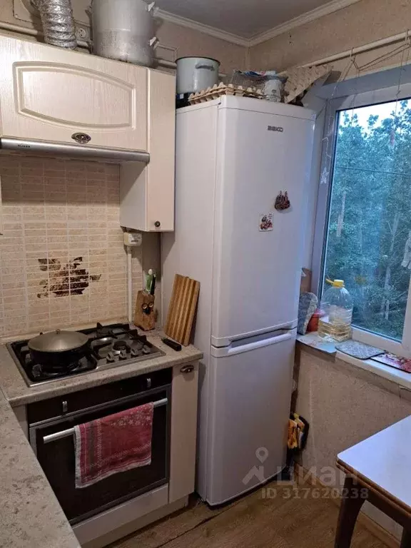 4-к кв. Омская область, Омск ул. Чайковского, 12 (58.8 м) - Фото 0