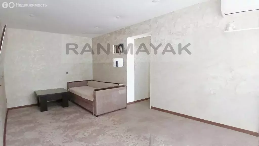 3-комнатная квартира: Майкоп, улица Хакурате, 231 (54.6 м) - Фото 0