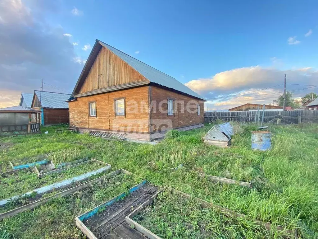 Дом в Иркутская область, Эхирит-Булагатский район, пос. Усть-Ордынский ... - Фото 1