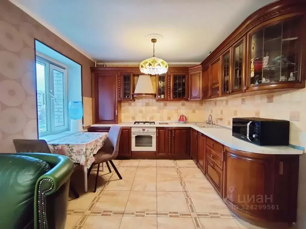 3-к кв. Московская область, Лобня ул. Крупской, 14 (68.5 м) - Фото 1