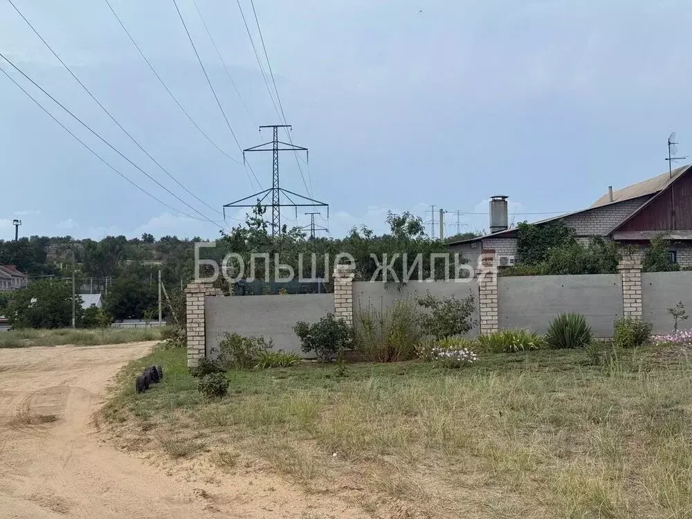 Участок в Волгоградская область, Волгоград ул. Войкова, 1 (8.2 сот.) - Фото 0