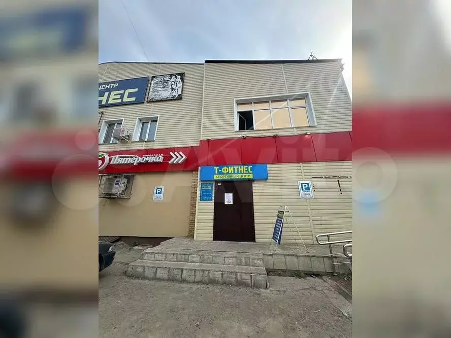 Помещение свободного назначения, 673.5 м в г Омске - Фото 1