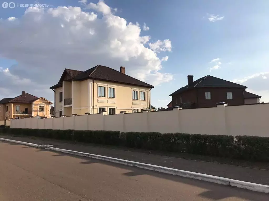 Дом в Казань, улица Гульшат Зайнашевой, 16 (280 м) - Фото 2