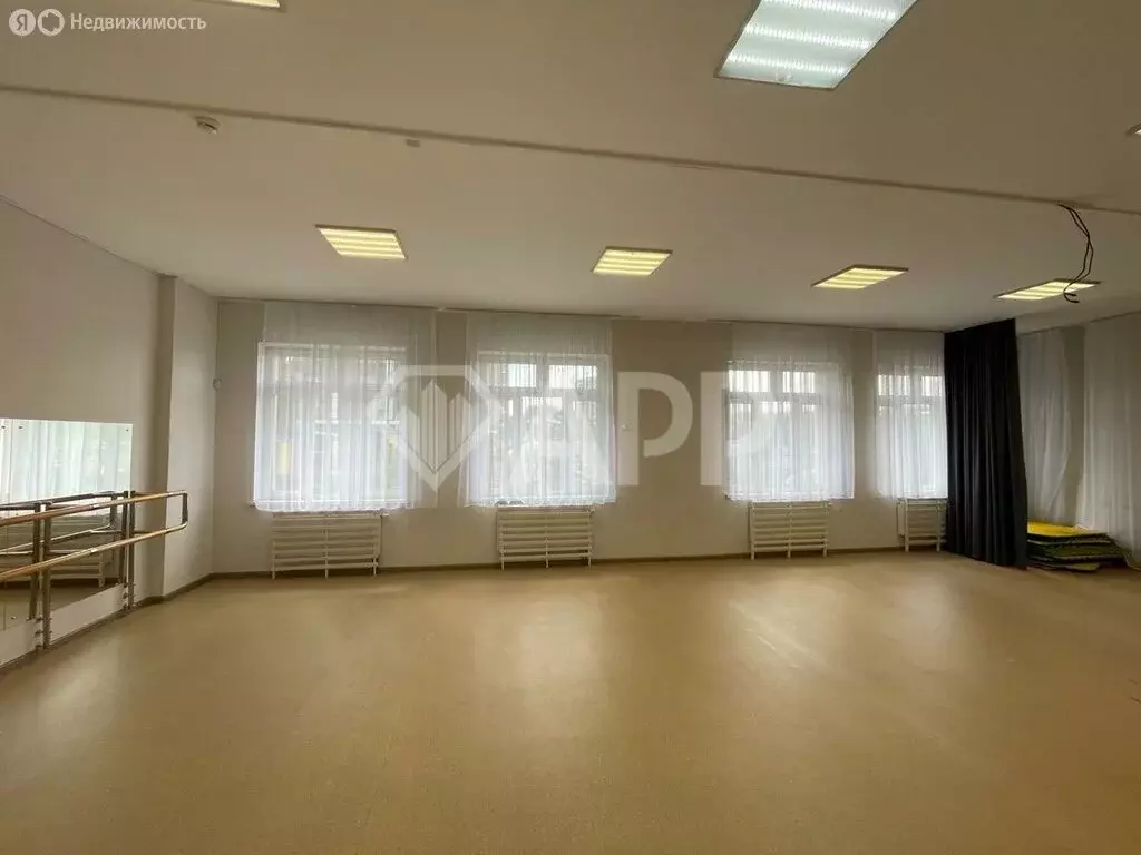 Помещение свободного назначения (400 м) - Фото 0