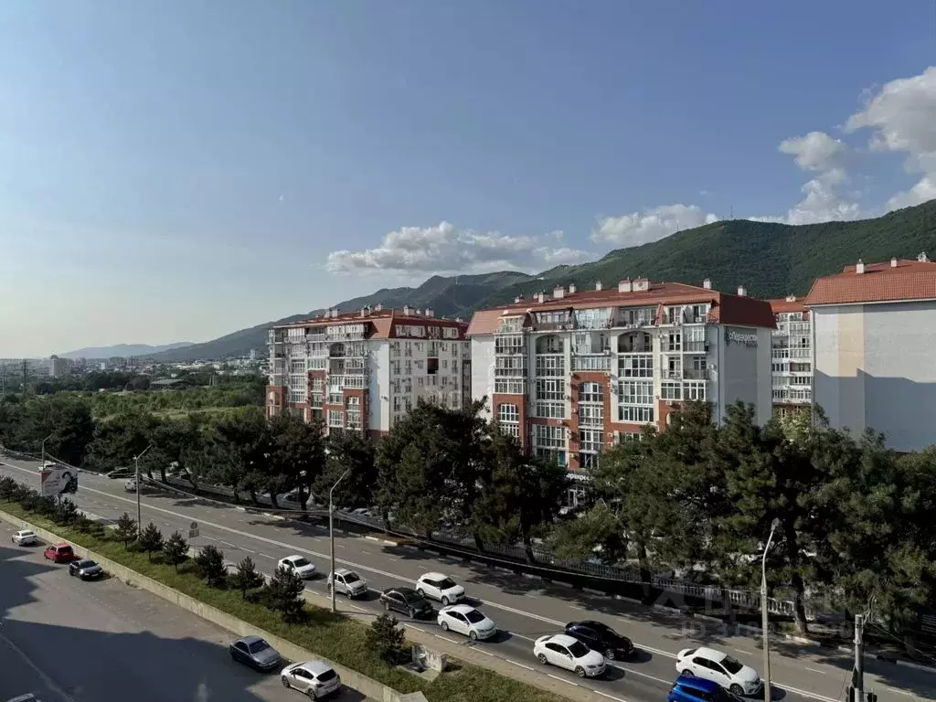 2-к кв. Краснодарский край, Геленджик ул. Витебская, 14к1 (75.0 м) - Фото 1