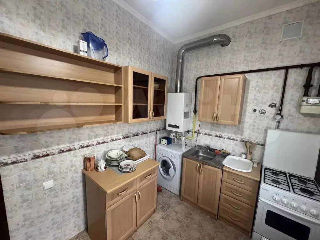 1-к. квартира, 46 м, 2/4 эт. - Фото 1