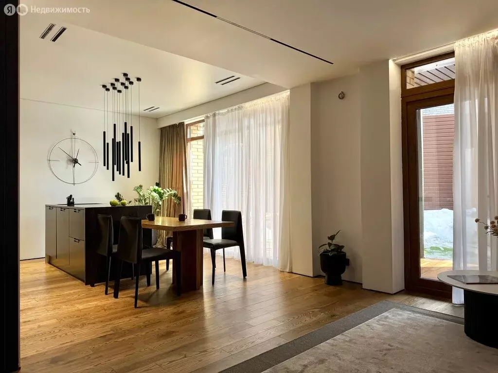 Дом в Иркутск, микрорайон Славный, Земляничная улица, 2 (225 м) - Фото 2