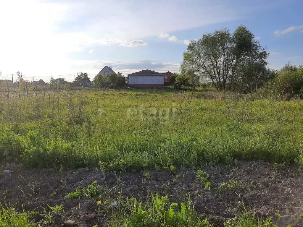 Участок в Белгородская область, Валуйки Яблоновская ул. (11.01 сот.) - Фото 0