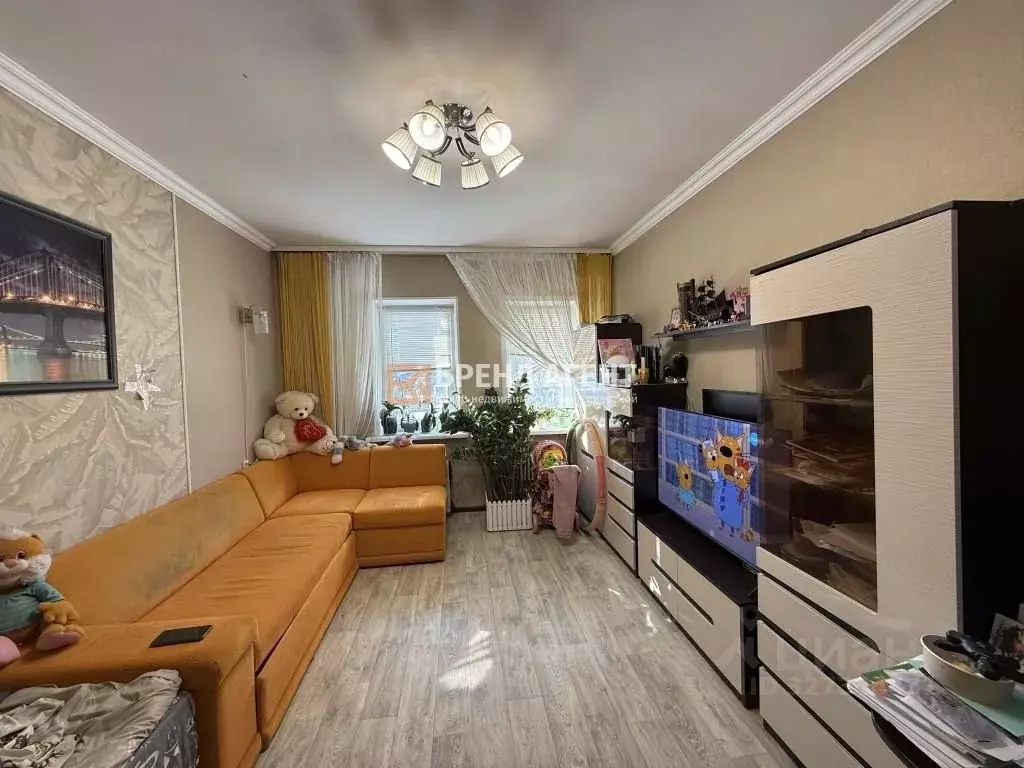 1-к кв. Белгородская область, Белгород ул. Есенина, 8 (38.5 м) - Фото 1