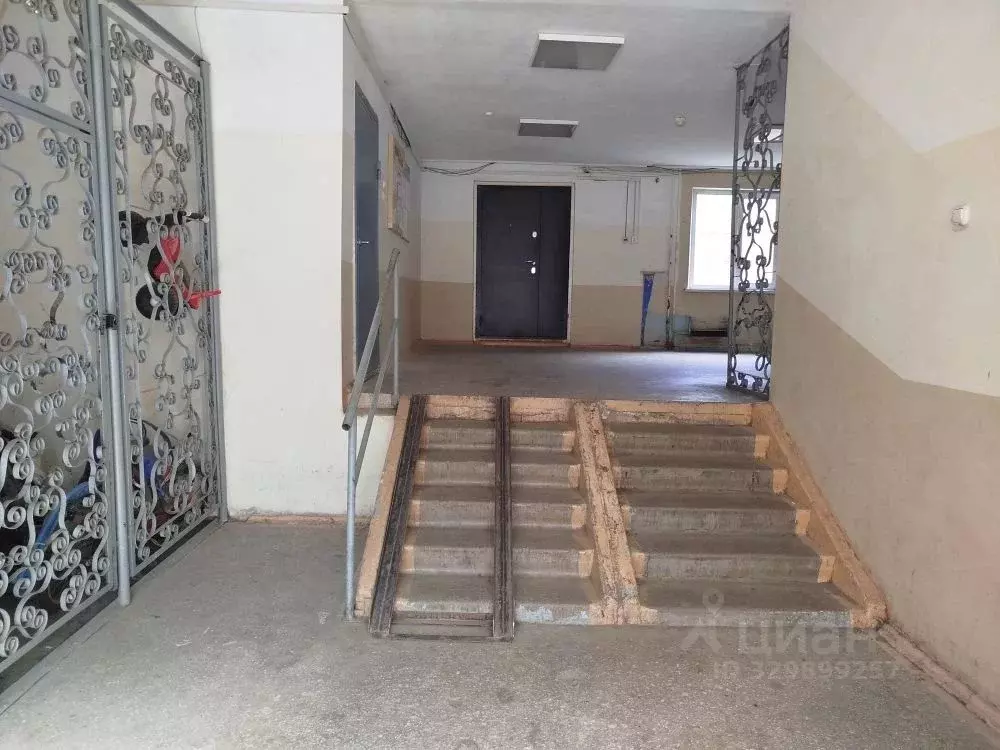 Комната Свердловская область, Екатеринбург ул. Красина, 5 (12.3 м) - Фото 2