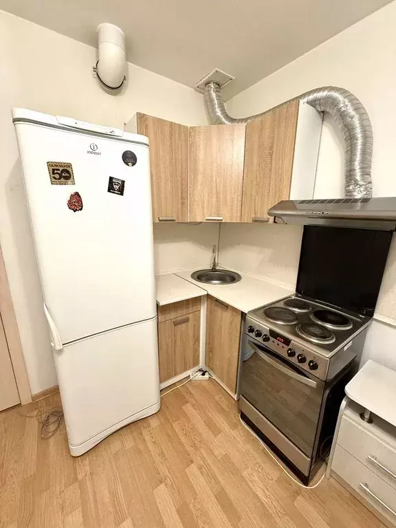 1-к кв. Свердловская область, Екатеринбург ул. Латвийская, 54 (34.0 м) - Фото 2