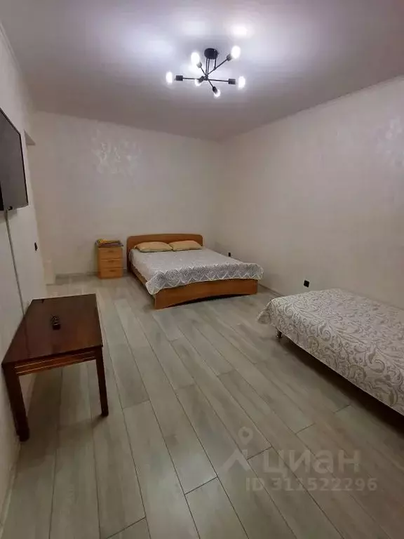 1-к кв. Хакасия, Абакан ул. Торосова, 7к1 (40.0 м) - Фото 0
