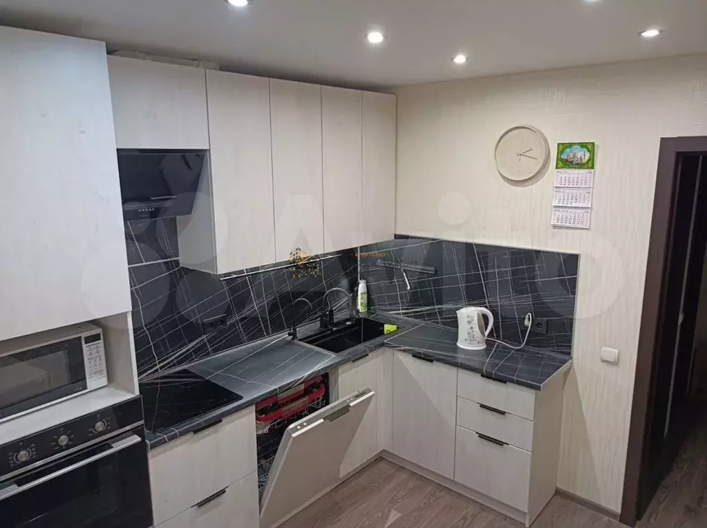 2-к. квартира, 58 м, 1/16 эт. - Фото 1