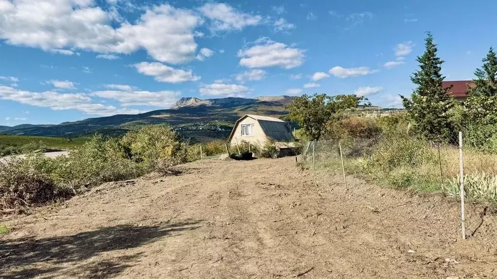 Участок в Крым, Алушта муниципальный округ, с. Нижняя Кутузовка  (6.0 ... - Фото 2