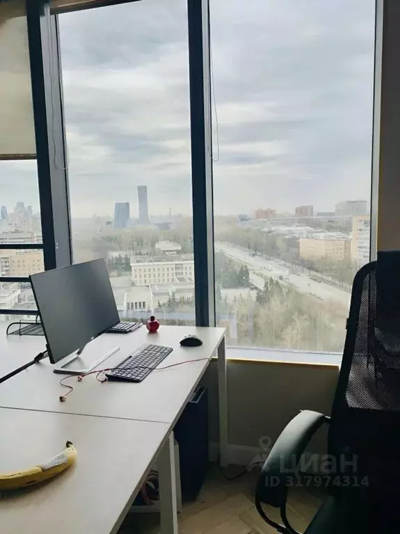 Помещение свободного назначения в Москва Мосфильмовская ул., 74Б (72 ... - Фото 1