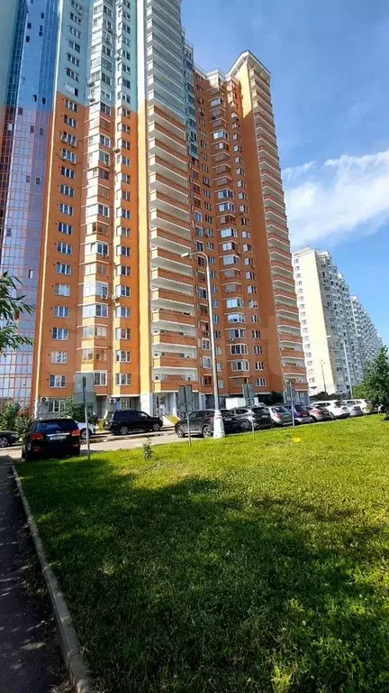 1-к. квартира, 39 м, 13/25 эт. - Фото 0