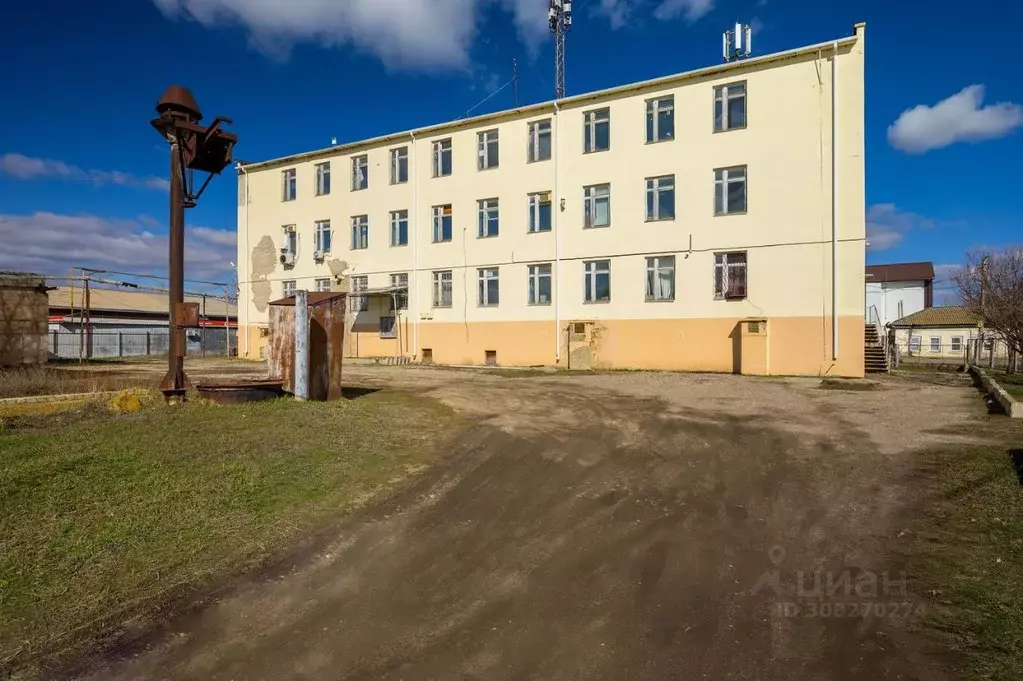 Помещение свободного назначения в Волгоградская область, с. Ольховка ... - Фото 1