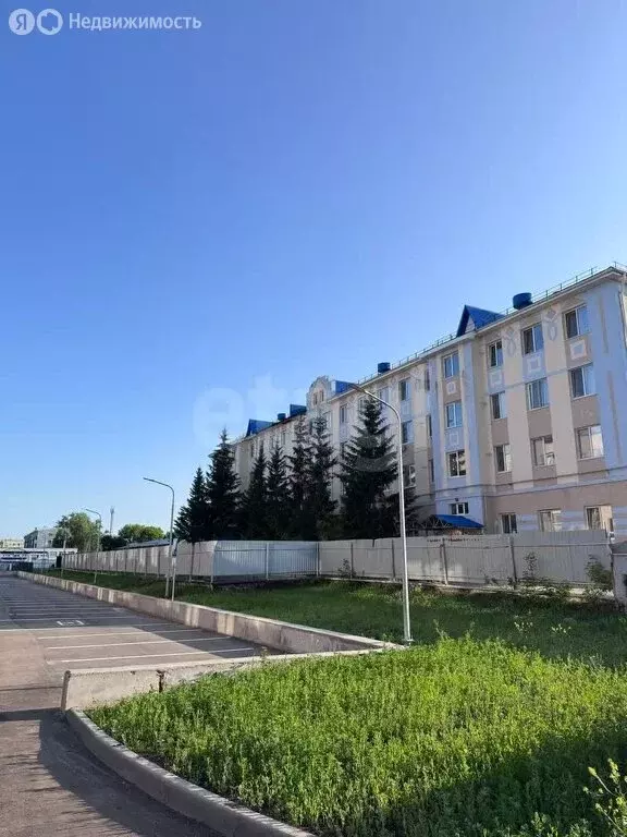 1-комнатная квартира: Альметьевск, улица Ризы Фахретдина, 57В/2 (42 м) - Фото 1