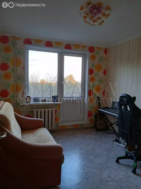 2-комнатная квартира: Ленинградская область, Луга, микрорайон Городок, ... - Фото 2