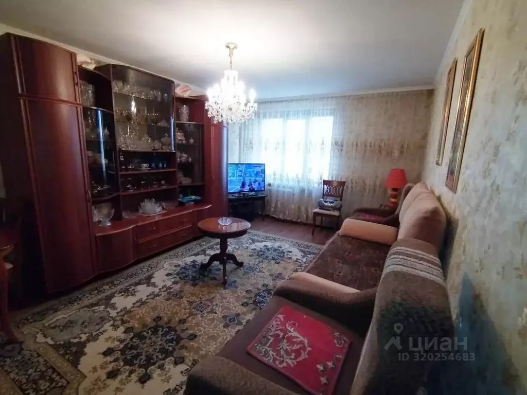 1-к кв. Белгородская область, Старый Оскол Макаренко мкр, 5 (43.3 м) - Фото 2