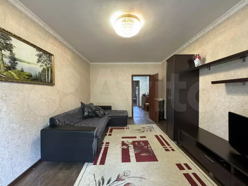 1-к. квартира, 40 м, 4/10 эт. - Фото 1