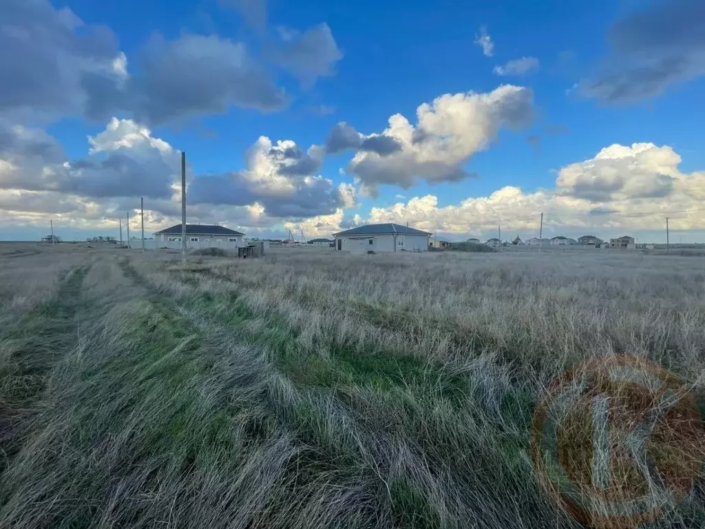 Участок в Крым, Сакский район, Уютненское с/пос, Братские дачи кп  ... - Фото 1