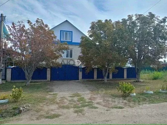 Дом в Саратовская область, Хвалынск ул. Степана Разина (182 м) - Фото 1