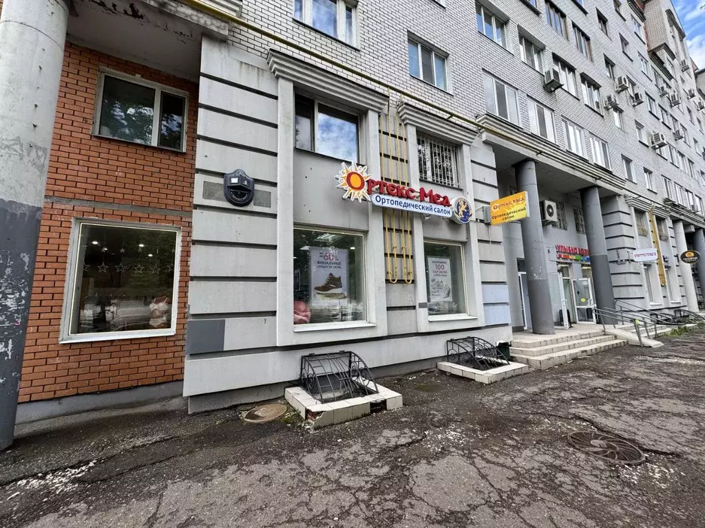 Помещение свободного назначения в Татарстан, Казань ул. Лейтенанта ... - Фото 1