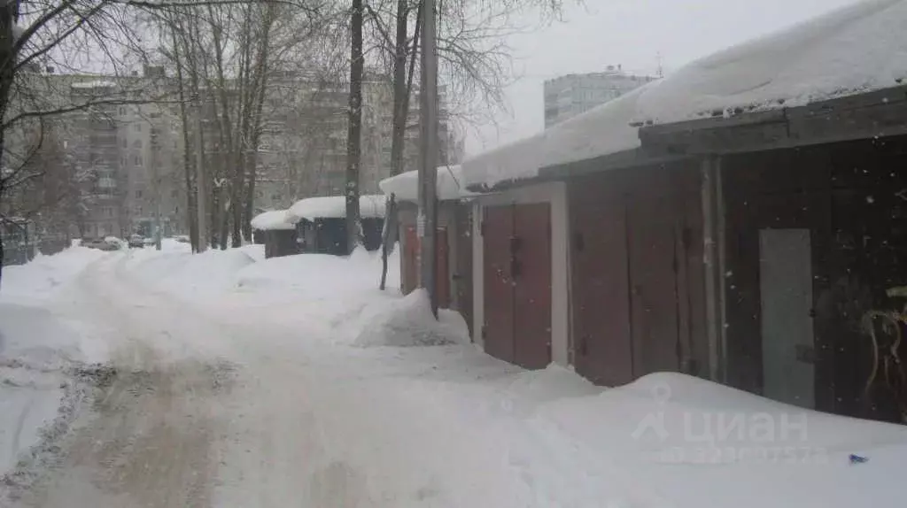 Гараж в Коми, Сыктывкар ул. Катаева, 11/2 (19 м) - Фото 1