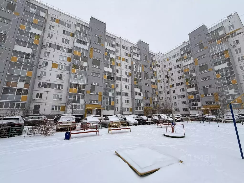 3-к кв. Челябинская область, Челябинск ул. Конструктора Духова, 5 ... - Фото 0