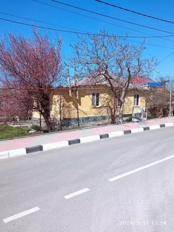 Дом в Краснодарский край, Геленджик городской округ, с. Кабардинка  ... - Фото 1