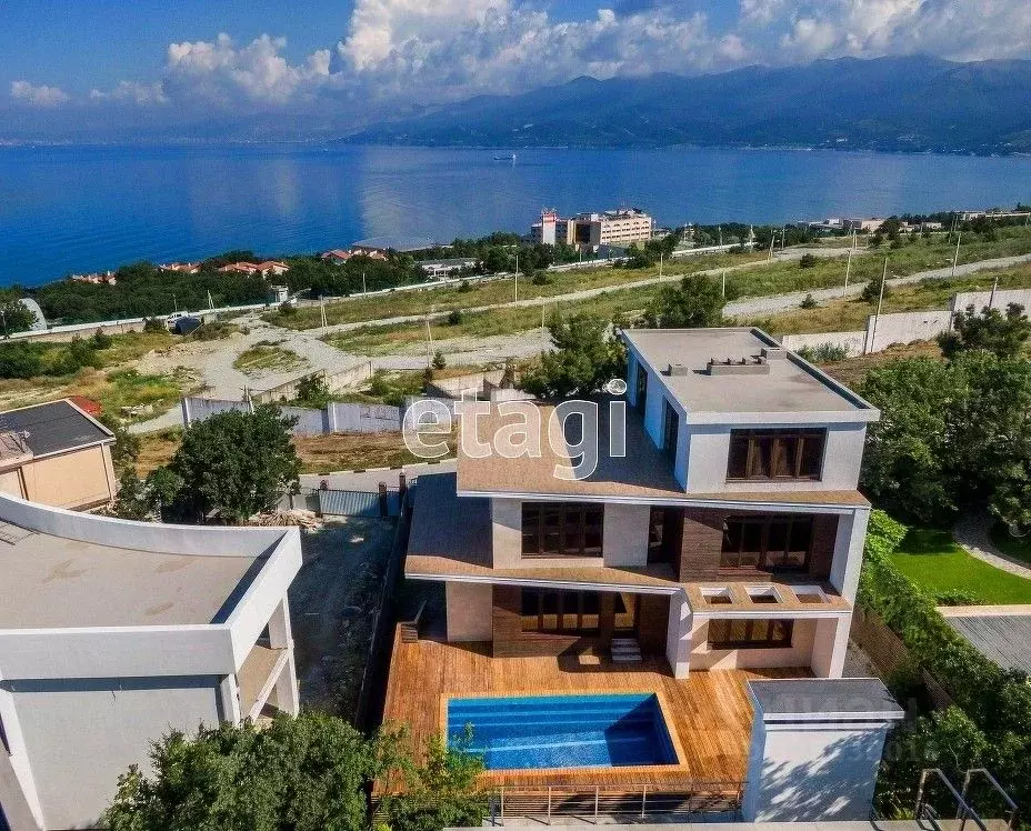 Дом в Краснодарский край, Геленджик городской округ, с. Кабардинка  ... - Фото 1