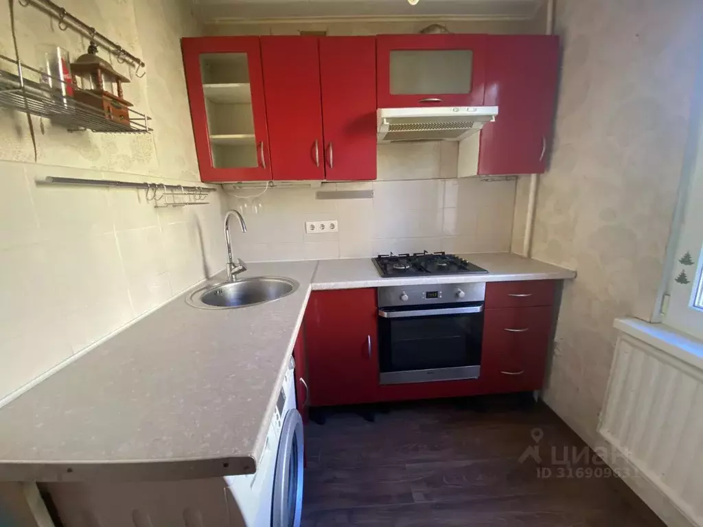 4-к кв. Санкт-Петербург ул. Белы Куна, 22К3 (48.4 м) - Фото 0