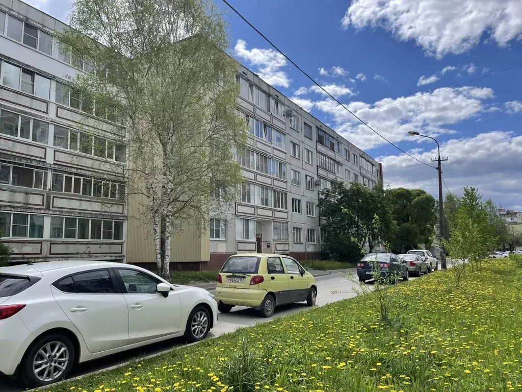 2-к кв. Ленинградская область, Кириши Волховская наб., 30 (53.0 м) - Фото 0
