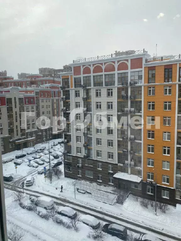 Продается 3-комнатная квартира - Фото 1