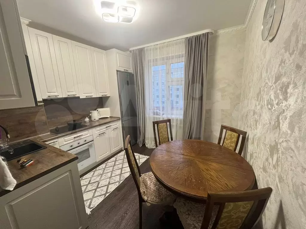 2-к. квартира, 52 м, 3/5 эт. - Фото 0