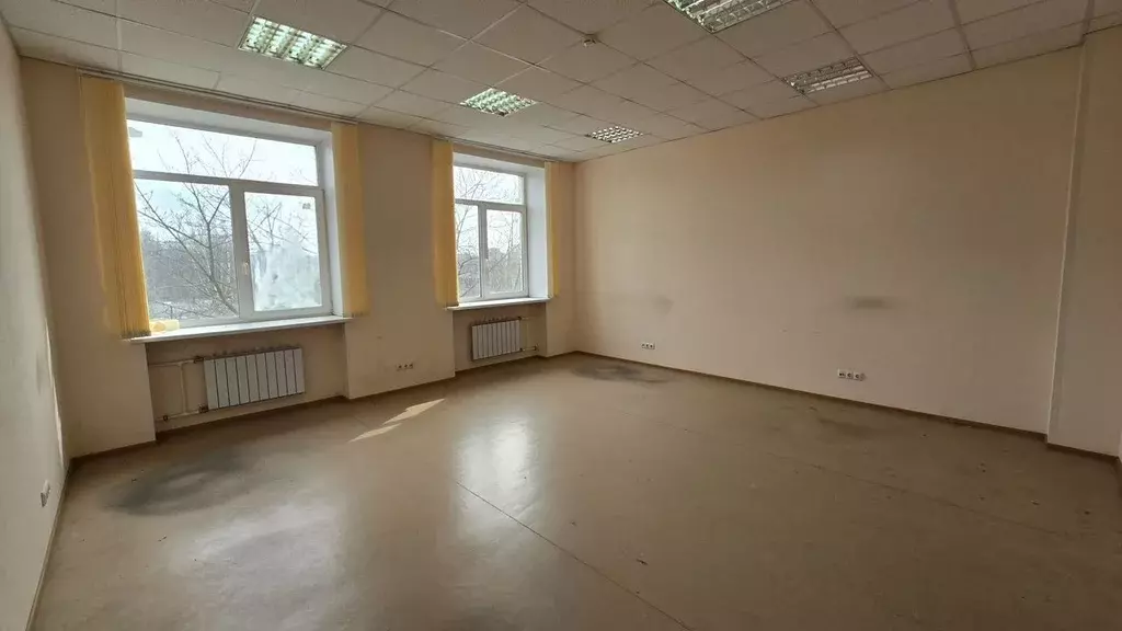 Офис в Санкт-Петербург Октябрьская наб., 6М (34 м) - Фото 0