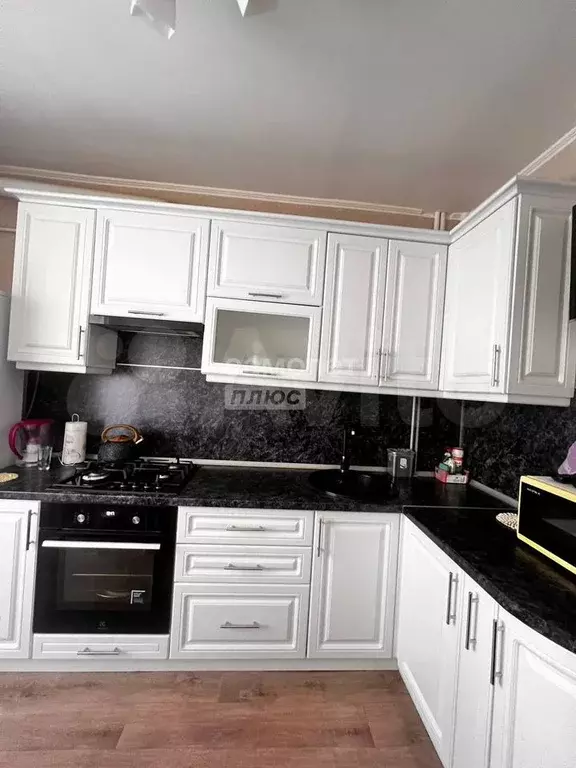 2-к. квартира, 60 м, 2/6 эт. - Фото 1