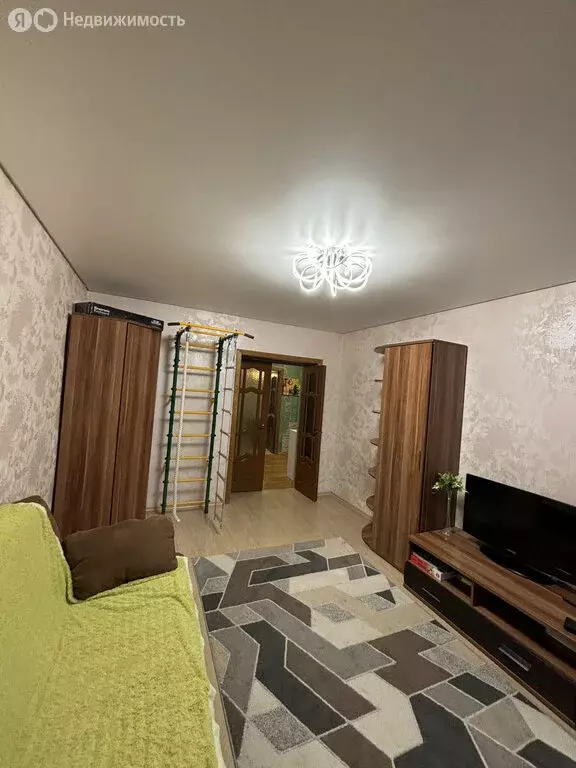 3-комнатная квартира: Сыктывкар, улица Ленина, 89 (63 м) - Фото 1